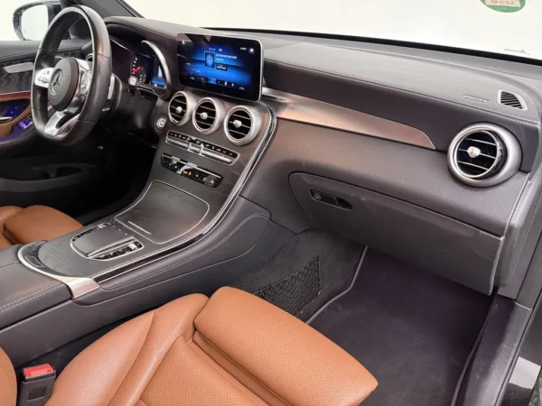 Photo 25 of 33 of W1N2539811V236801 Mercedes-Benz GLC 200 4MATIC Amg Premium Plus