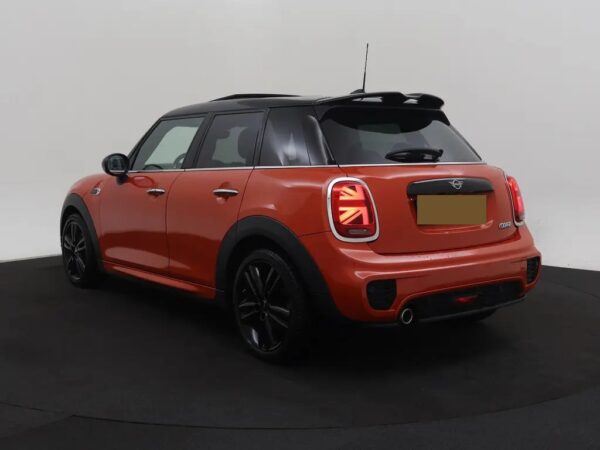 MINI 5-deurs 1.5 Aut. Cooper JCW