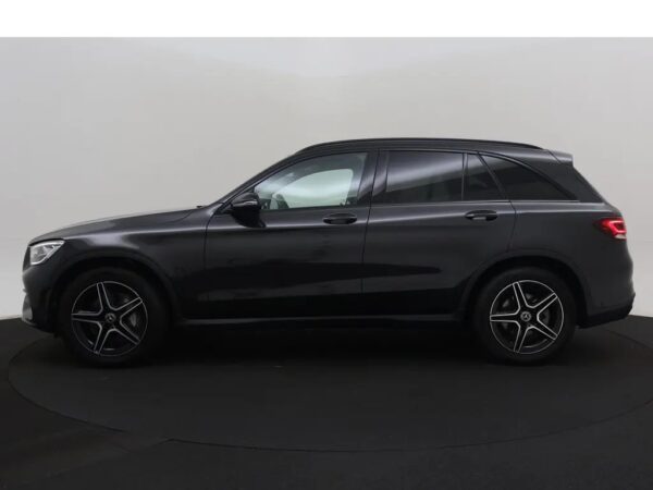 Photo 26 of 29 of WDC2539811V230890 Mercedes-Benz GLC 200 4MATIC Business Solution AMG