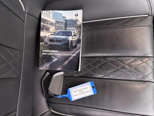 Photo 26 of 30 of WBA11CG020CK19014 BMW 5 Serie Touring 530e Business Edition Plus