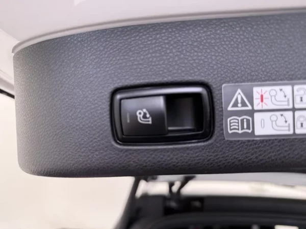 Photo 26 of 41 of WDC1668741A226623 Mercedes-Benz GL-Klasse AMG 63 7p.