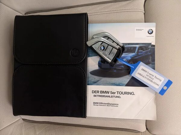 BMW 5 Serie Touring 530i xDrive High Ex.