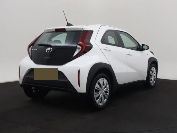 Toyota Aygo X 1.0 VVT-i MT Play