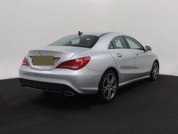Photo 3 of 24 of WDD1173421N254709 Mercedes-Benz CLA-Klasse 180 Ambition