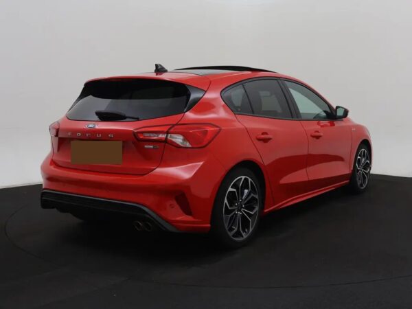 Ford Focus 1.0 EcoBoost Hybrid ST-Line X