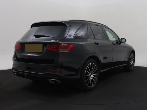 Photo 3 of 33 of W1N2539811V236801 Mercedes-Benz GLC 200 4MATIC Amg Premium Plus