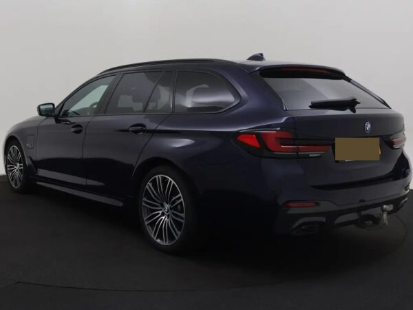 Photo 30 of 30 of WBA11CG020CK19014 BMW 5 Serie Touring 530e Business Edition Plus