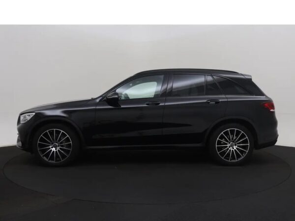 Photo 30 of 33 of W1N2539811V236801 Mercedes-Benz GLC 200 4MATIC Amg Premium Plus