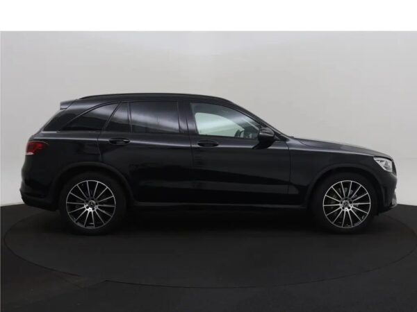 Photo 31 of 33 of W1N2539811V236801 Mercedes-Benz GLC 200 4MATIC Amg Premium Plus