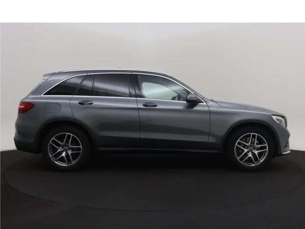 Mercedes-Benz GLC 250 4MATIC AMG Premium Plus