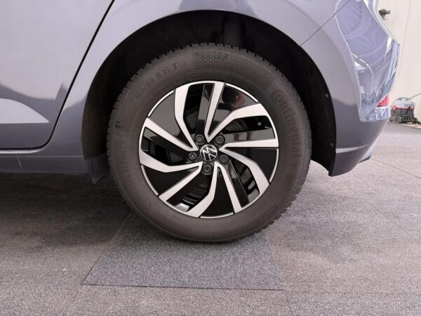 Photo 4 of 25 of WVWZZZAWZNU017170 Volkswagen Polo 1.0 TSI Life (5-drs Hatchb.)