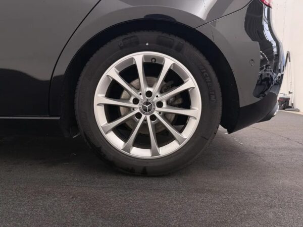 Mercedes-Benz A-Klasse 200 Aut. Launch Edition Premium Plus