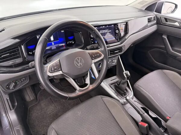 Photo 5 of 25 of WVWZZZAWZNU017170 Volkswagen Polo 1.0 TSI Life (5-drs Hatchb.)