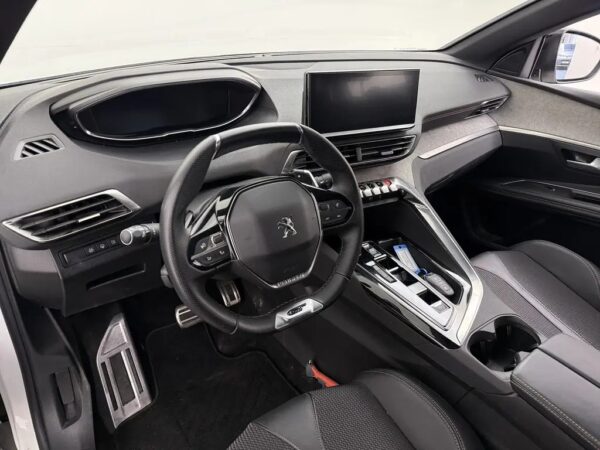 Peugeot 3008 1.6 HYbrid 225 GT