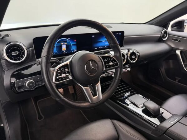 Mercedes-Benz A-Klasse 200 Aut. Launch Edition Premium Plus