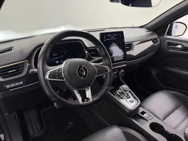 Photo 5 of 28 of VF1RJL000UC373287 Renault Arkana 1.6 E-Tech hybrid 145 E-Tech