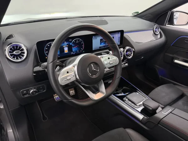 Mercedes-Benz GLA 250 AMG Line