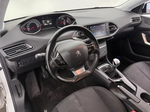 Peugeot 308 SW 1.5 BlueHDi Blue Lease
