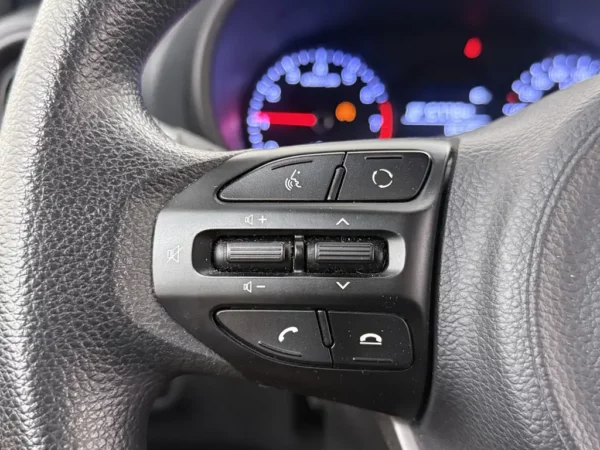 Photo 7 of 24 of KNAB2511ALT598228 Kia Picanto 1.0 MPi ComfortPlusLine
