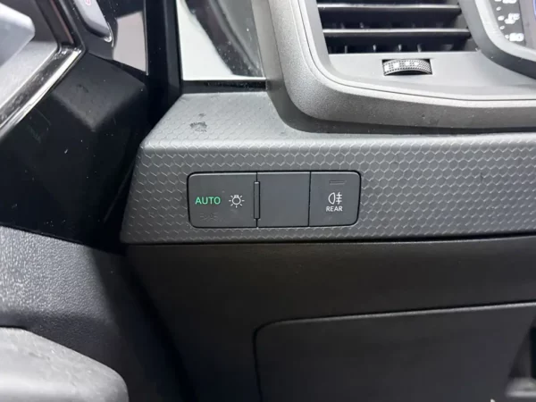 Photo 7 of 25 of WAUZZZGBXKR063496 Audi A1 Sportback 25 TFSI Pro Line