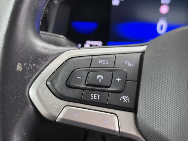 Photo 7 of 25 of WVWZZZAWZNU017170 Volkswagen Polo 1.0 TSI Life (5-drs Hatchb.)