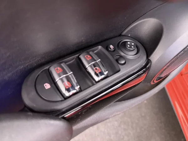 MINI 5-deurs 1.5 Aut. Cooper JCW