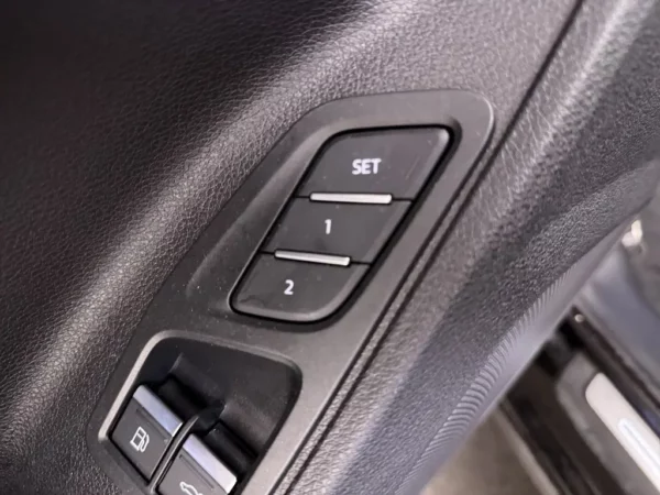 Photo 7 of 29 of WAUZZZF36M1124824 Audi Q3 45 TFSI e S edition