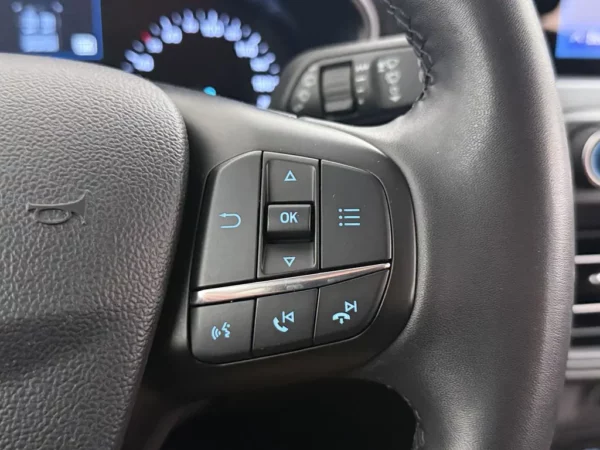 Ford FOCUS Wagon 1.0 EcoBoost Hybrid Titanium