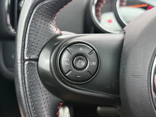 Photo 8 of 25 of WMWYS310703D62631 Mini Countryman 1.5 Aut. Cooper Chili