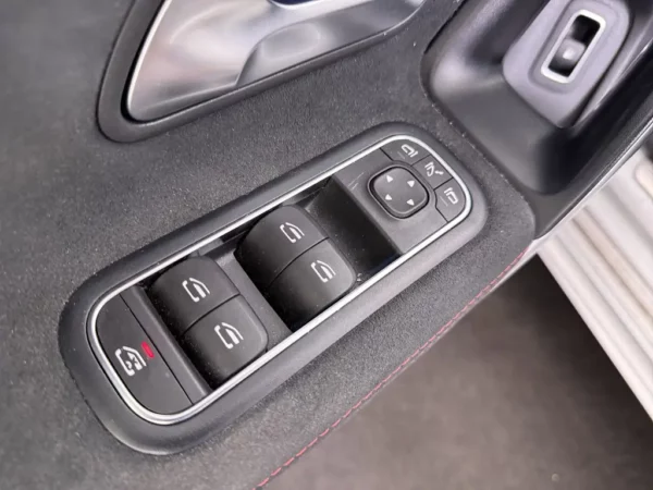Mercedes-Benz A-Klasse 250 e Business Solution AMG Limited