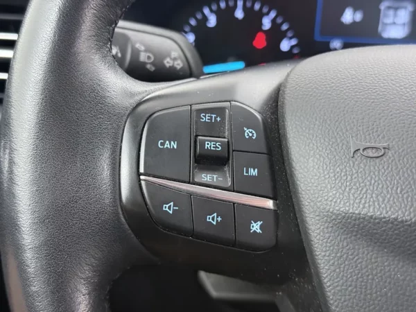 Ford FOCUS Wagon 1.0 EcoBoost Hybrid Active X