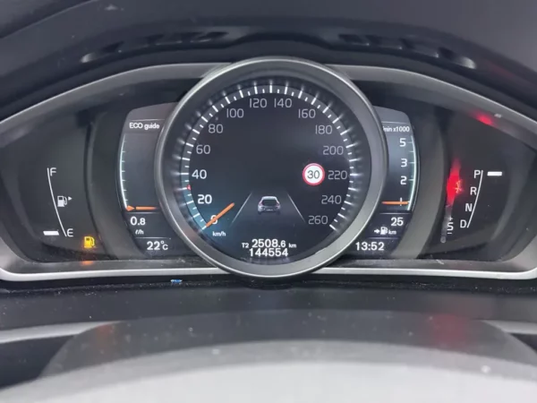 Volvo V40 Cross Country 2.0 D3 Summum