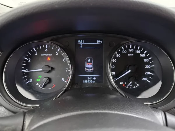 Photo 9 of 28 of VSKDDAC13U0026355 Nissan Pulsar 1.2 DIG-T Connect Edition