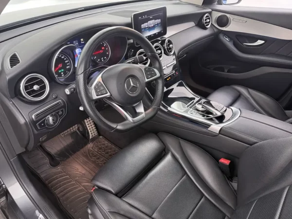 Mercedes-Benz GLC 250 4MATIC AMG Premium Plus