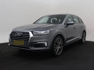 Photo 1 of 32 of WAUZZZ4M9HD023650 Audi Q7 3.0 TDI e-tron Quattro Sport