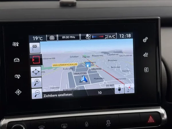 Photo 10 of 23 of VF70PHMZBHE543564 Citroen C4 Cactus 1.2 PureTech Feel