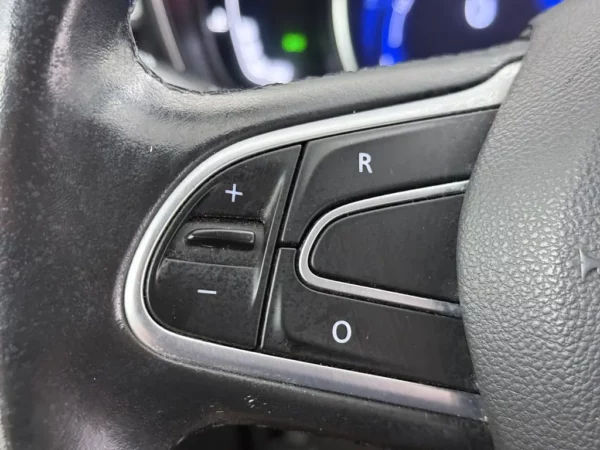 Photo 10 of 31 of VF1RFE00859824686 Renault Kadjar 1.2 TCe Bose
