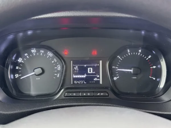 Toyota Proace Shuttle 1.5 D-4D Cool Comfort Compact 9p.