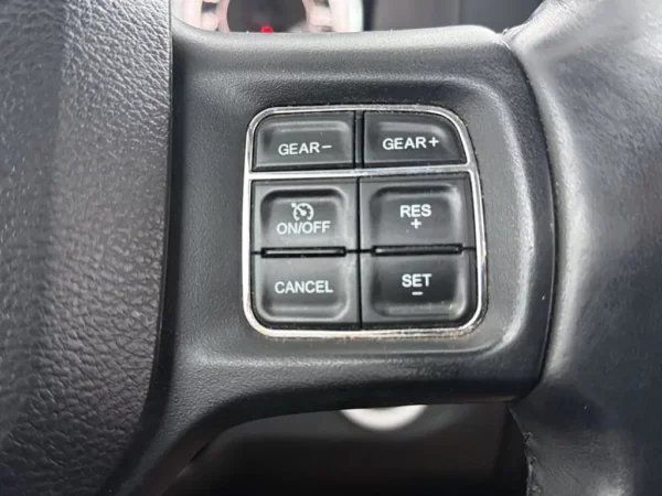 Photo 11 of 30 of 1C6RR7MT5HS793233 Dodge Ram 1500 5.7 V8 4x4 Quad