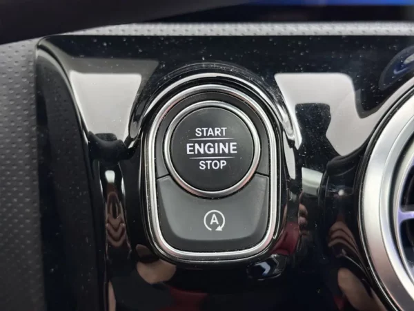 Mercedes-Benz CLA-Klasse 200 Premium Plus