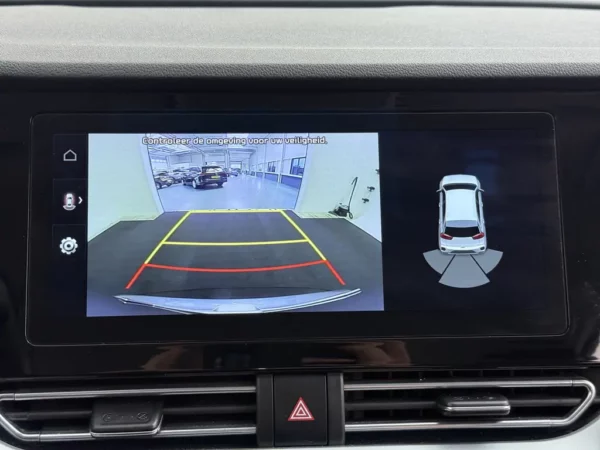 Photo 13 of 25 of KNACC81CGN5515549 Kia Niro 1.6 GDi Hybrid DynamicLine (5-drs