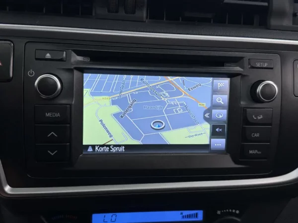Toyota Auris Touring Sports 1.8 Hybrid Lease