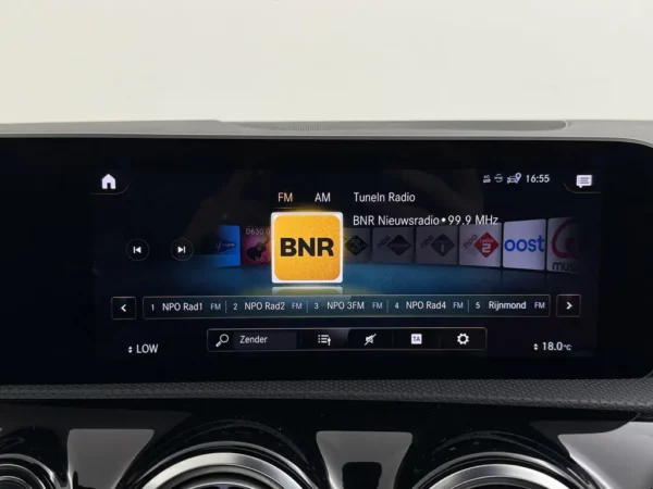 Mercedes-Benz CLA-Klasse 200 Premium Plus