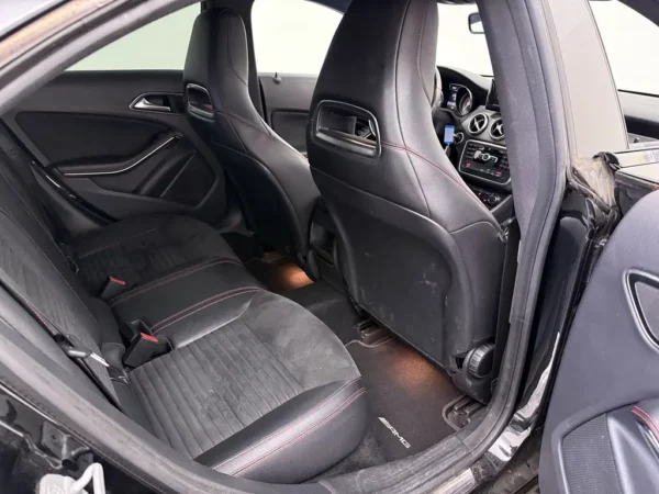Mercedes-Benz CLA-Klasse 180 Ambition AMG