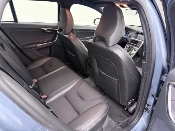 Volvo V60 2.4 D5 Twin Engine Lease Edition