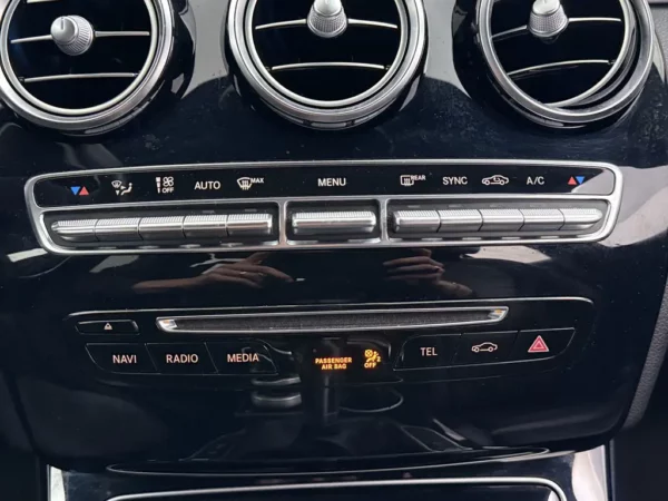 Mercedes-Benz C-Klasse 180 AMG Sport Edition