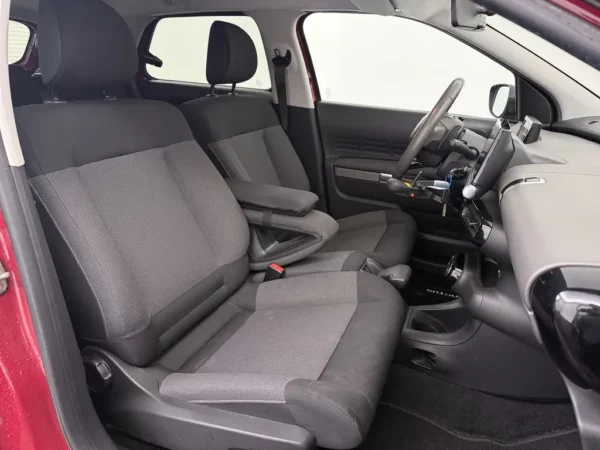 Photo 17 of 23 of VF70PHMZBHE528523 Citroen C4 Cactus 1.2 AUT. PureTech Feel