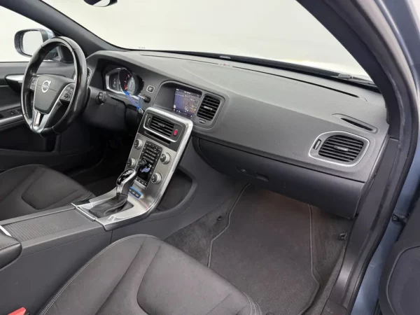 Volvo V60 2.4 D5 Twin Engine Lease Edition