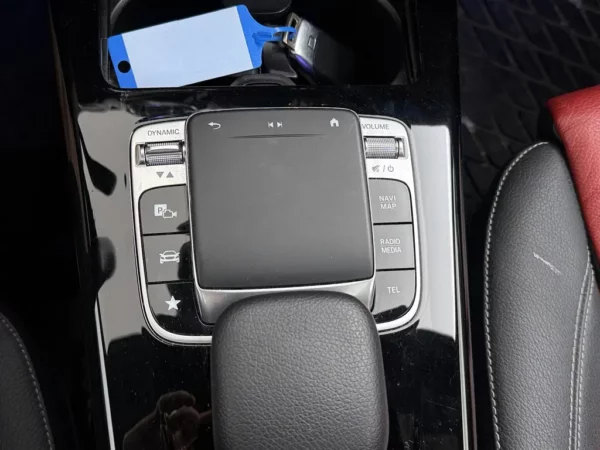 Mercedes-Benz CLA-Klasse 200 Premium Plus