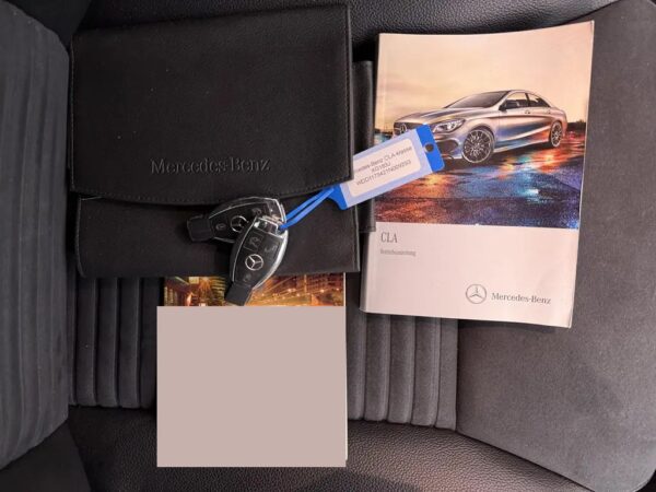 Mercedes-Benz CLA-Klasse 180 Ambition AMG